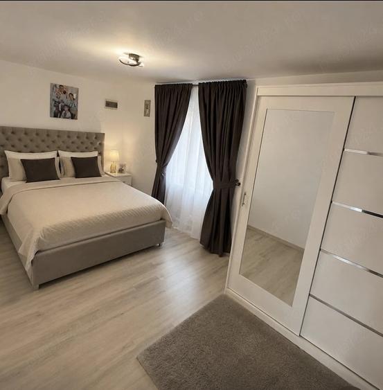 Casă cu Teren 2000 Mp în Rădăcinești