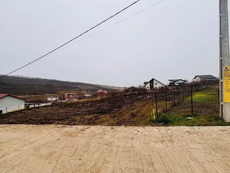 Teren de 575 mp, în Rediu