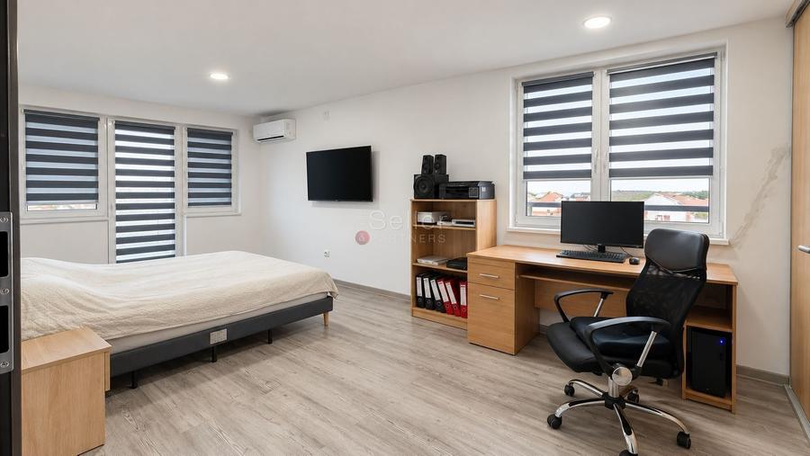 Casă individuală cu 3 camere cu Teren 805 Mp în Bod