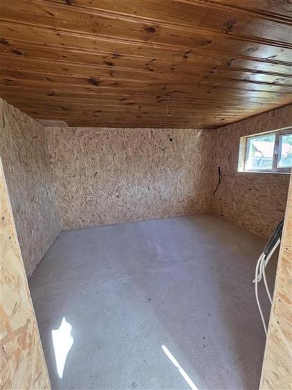 Casă individuală cu 2 camere cu Teren 324.70001220703 Mp în Periferie