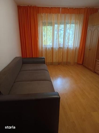 Apartament cu 2 camere decomandat în Steaua