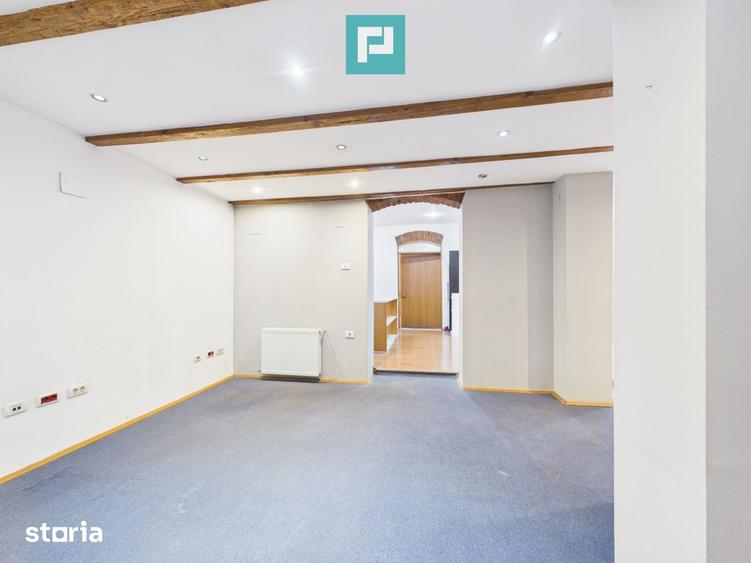 Apartament cu 4 camere în Central