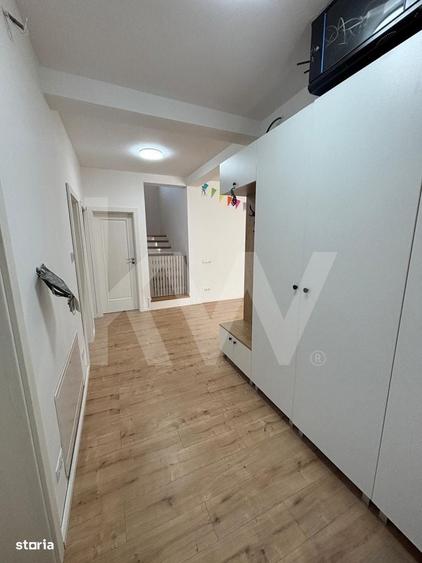 Casă cu 4 camere în Ciupercenii Noi