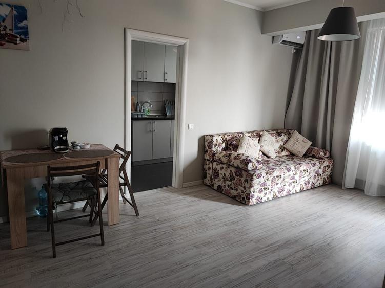 Apartament cu 2 camere decomandat în Tomis Plus