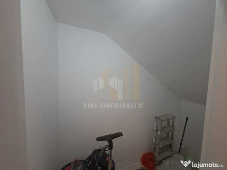 Apartament cu 2 camere semidecomandat în Brașovul Vechi