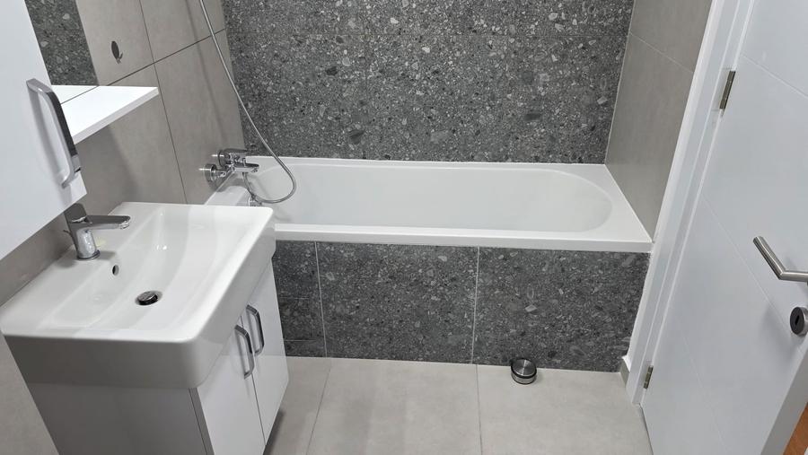 Apartament cu 2 camere semidecomandat în Virtuții