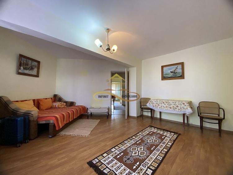 Apartament cu 2 camere decomandat, mobilat în Central