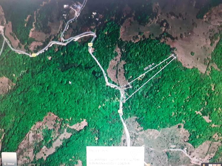 Teren de 10000 mp, în Recea