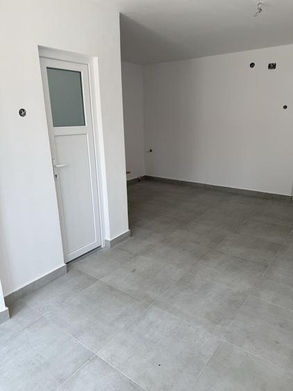 Spațiu comercial, de 33 mp, în Central