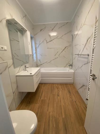 Casă cu 4 camere cu Teren 250 Mp în Central