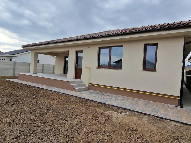 Casă cu Teren 501 Mp în Sântandrei