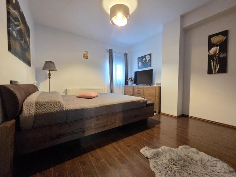 Apartament cu 2 camere semidecomandat în Siderurgiștilor