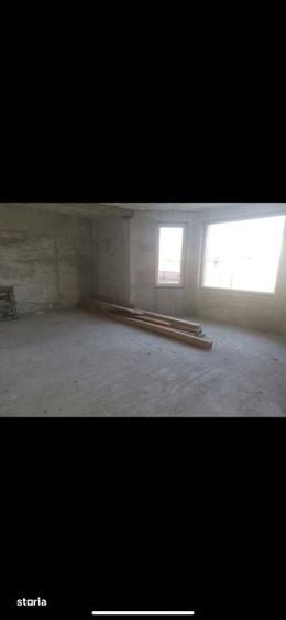 Casă cu 3 camere cu Teren 1000 Mp în Vetiș