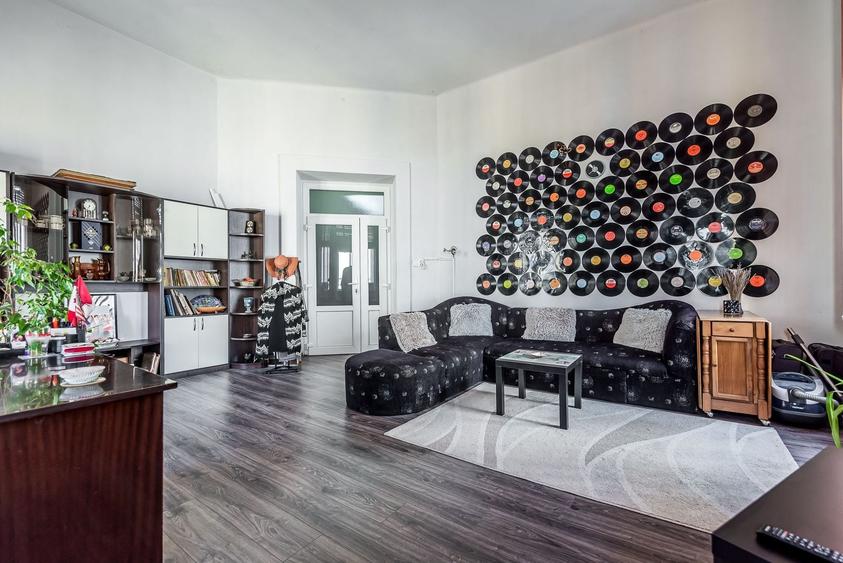 Apartament cu 2 camere, mobilat în Ultracentral