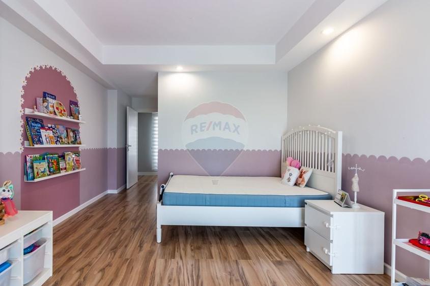 Apartament cu 4 camere de vanzare in Cosmopolis, parcare, terasa 50 mp - 11