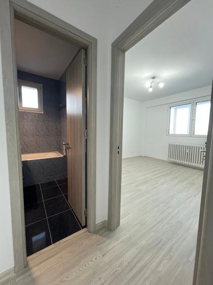 Apartament cu 2 camere semidecomandat în Câmpia Libertății