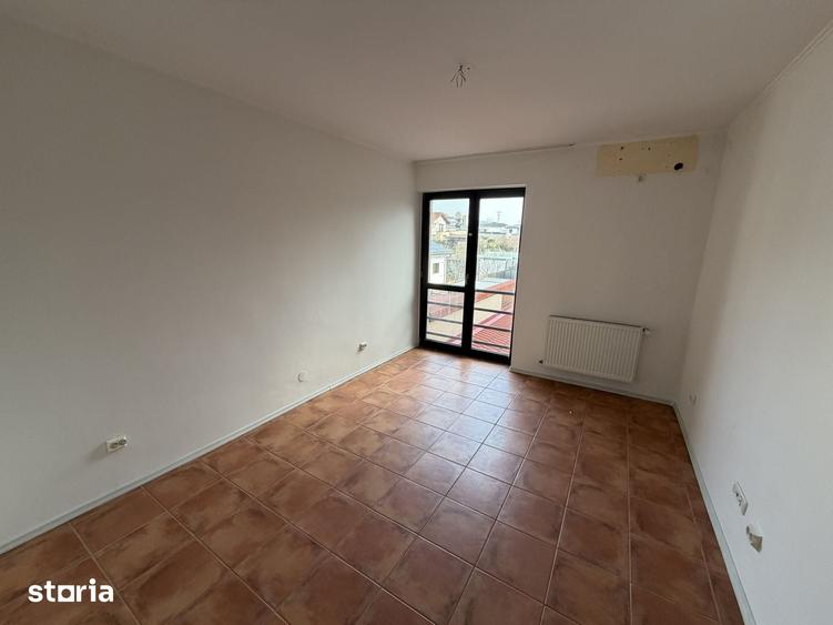 Casă cu 4 camere cu Teren 462 Mp în Ștefănești