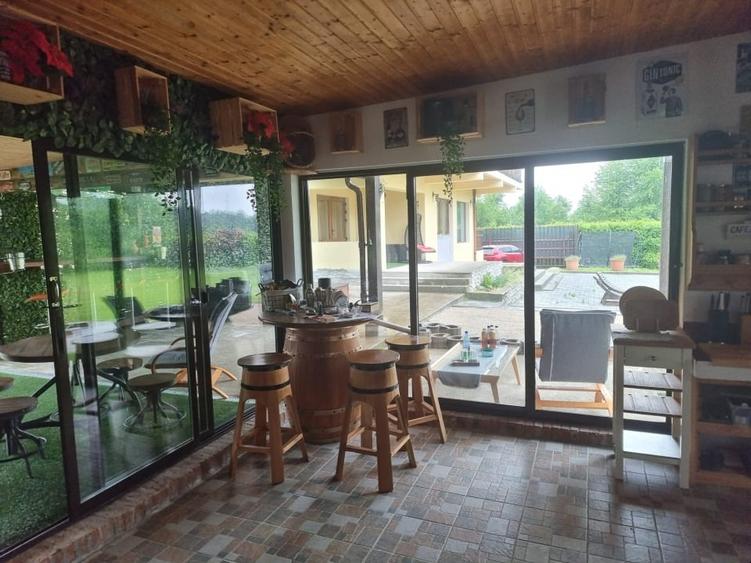 Casă individuală cu 5 camere cu Teren 5976 Mp în Corbeni