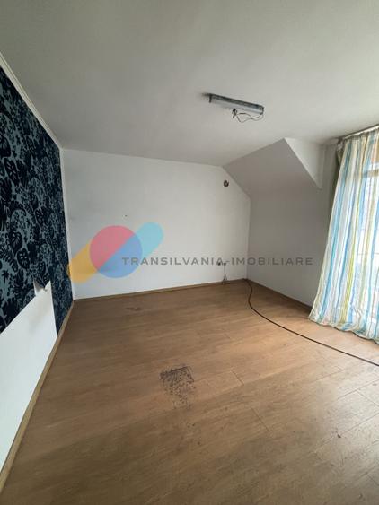 Duplex cu 5 camere cu Canalizare în Someșeni