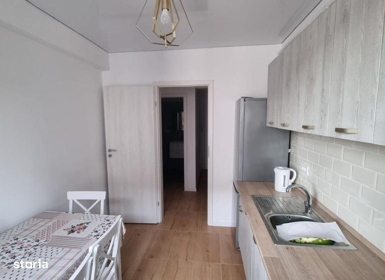 Apartament cu 2 camere decomandat în Bârnova