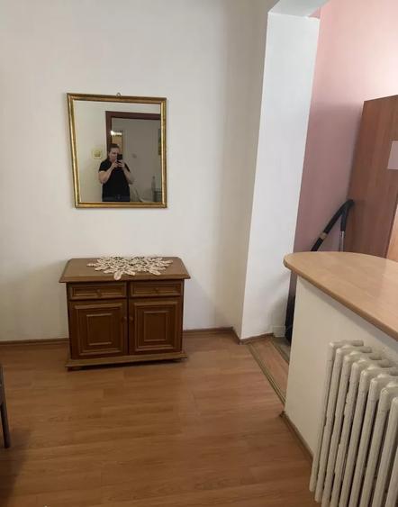 Apartament cu 2 camere decomandat, mobilat în Centrul Civic