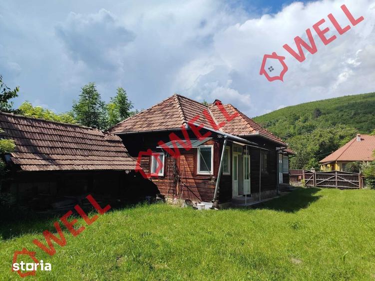 Casă cu 3 camere cu Teren 1129 Mp în Zagon