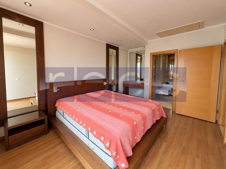 Apartament cu 4 camere decomandat în 1 Mai