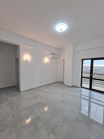Apartament cu 3 camere semidecomandat în Tudor Vladimirescu