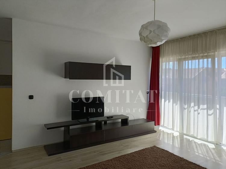 Apartament cu 2 camere semidecomandat, mobilat în Florești