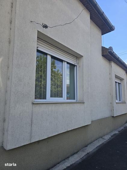 Casă cu 3 camere cu Teren 280 Mp în Central