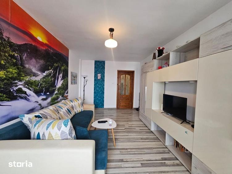 Apartament 2 camere de inchiriat Poarta 6 bloc turn / Constanta - 7