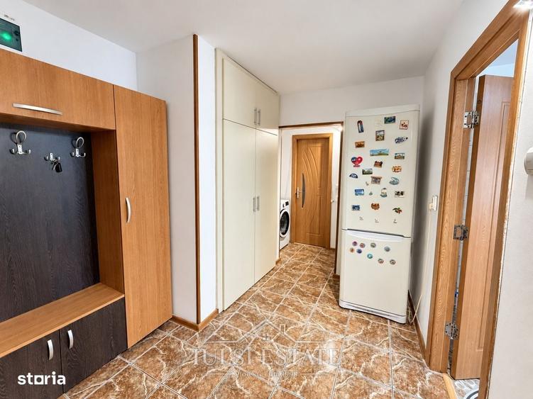 Apartament cu 2 camere în Mihai Bravu