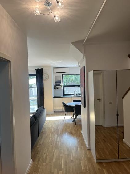 Casă cu 4 camere cu Teren 250 Mp în Corbeanca