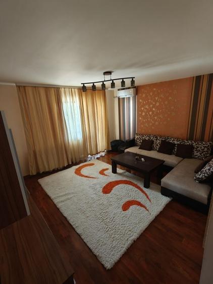 Apartament cu 2 camere decomandat în Exterior Vest