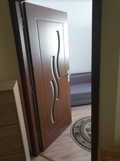 Apartament cu 2 camere decomandat în Florești