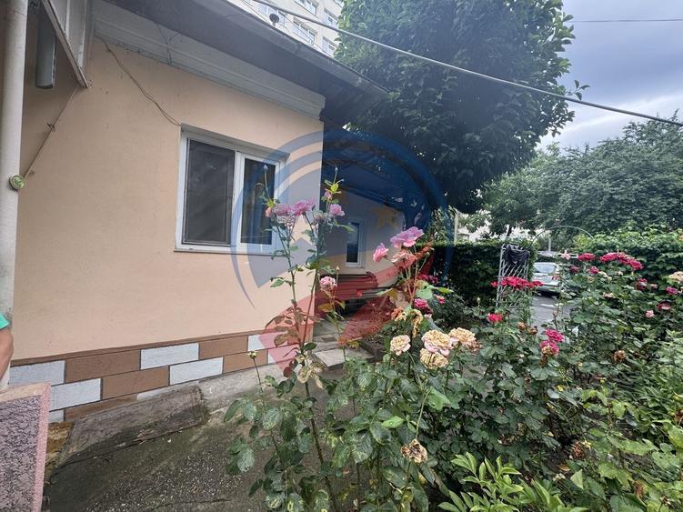 Casă individuală cu 2 camere cu Canalizare în Ultracentral