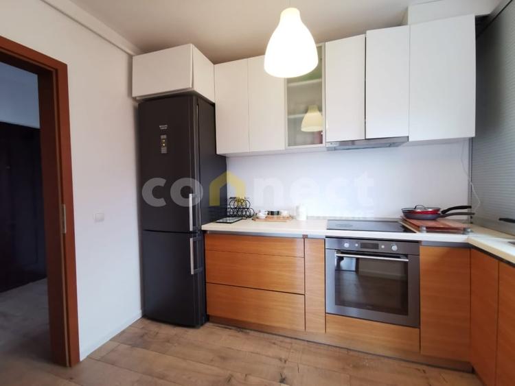 Apartament cu 3 camere, mobilat în Andrei Mureșanu