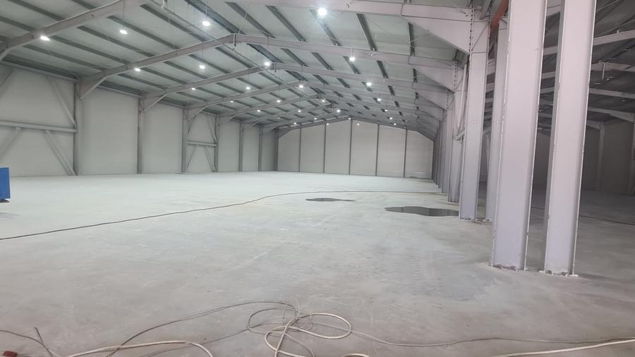 Spațiu industrial, de 4,113 mp, în Balotești