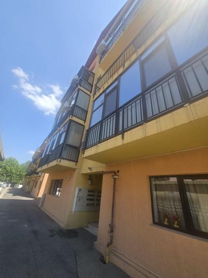 Apartament cu 2 camere decomandat în Colentina