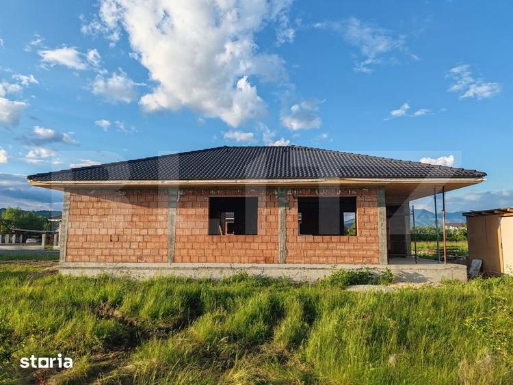 Casă cu 3 camere cu Teren 500 Mp în Unirea