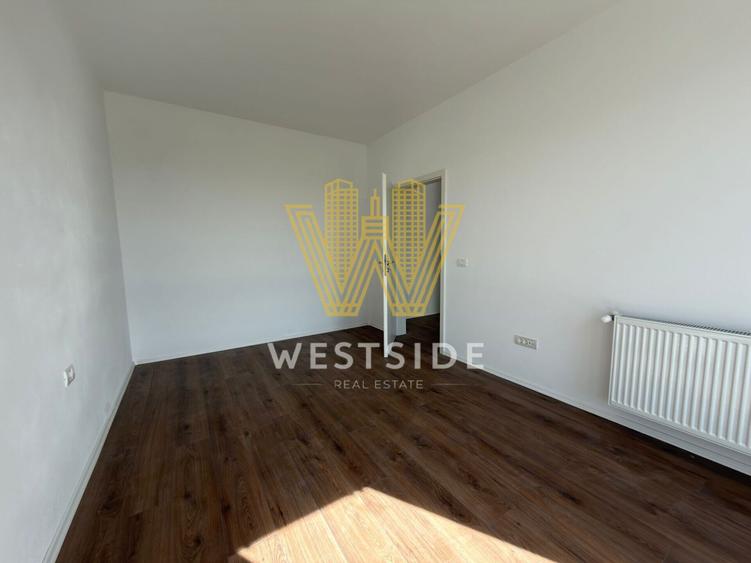 Apartament cu 3 camere decomandat în Girocului