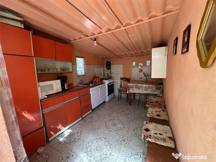 Casă cu 2 camere cu Teren 1501 Mp în Birda