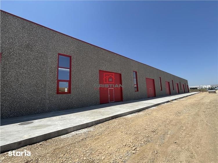 Spațiu comercial, de 1,800 mp, în Central