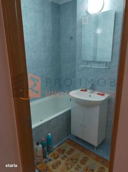 Apartament cu 3 camere decomandat în Dorobanți 1