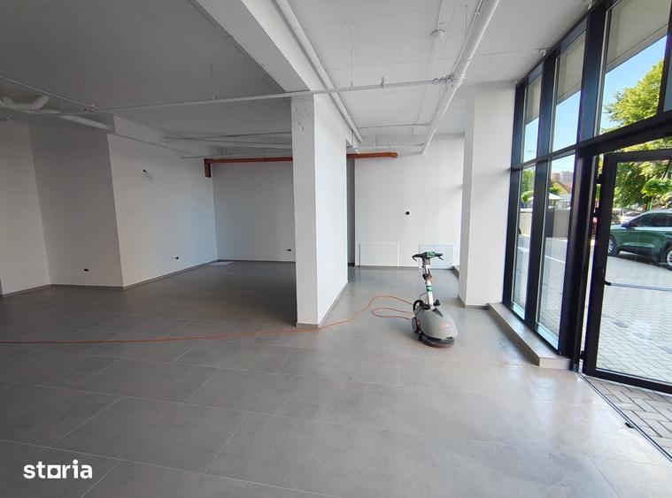 Sp. comercial 138 mp, central, vitrina, vad comercial, parcare, 16e/mp - 10