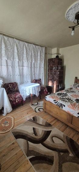 Casă cu Teren 1066 Mp în Doicești