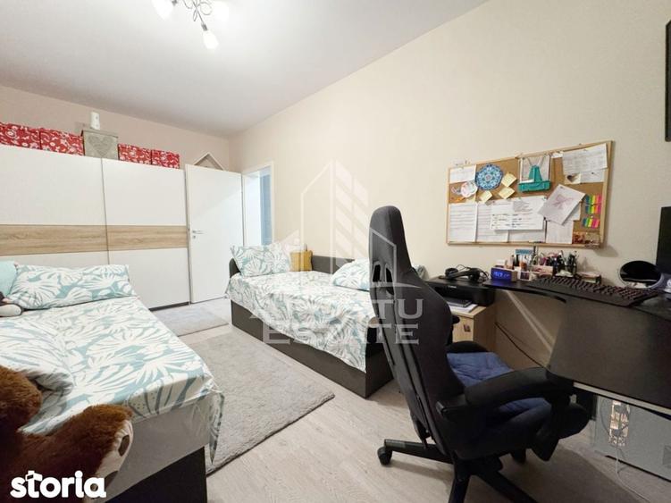 Apartament cu 3 camere în Girocului