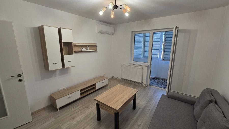 Apartament cu 2 camere decomandat în Gruia