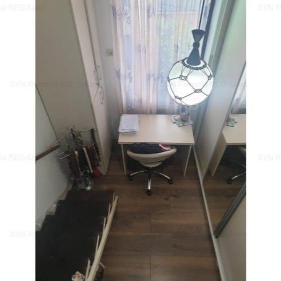 Apartament cu 3 camere semidecomandat în Domenii