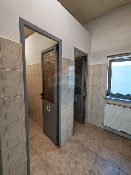 Birou, de 450 mp, în Central